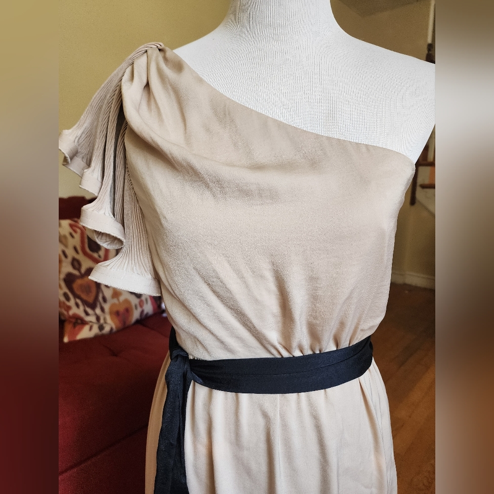 BCBGMaxAzria Cream One Shoulder Flutter Sleeve Dress